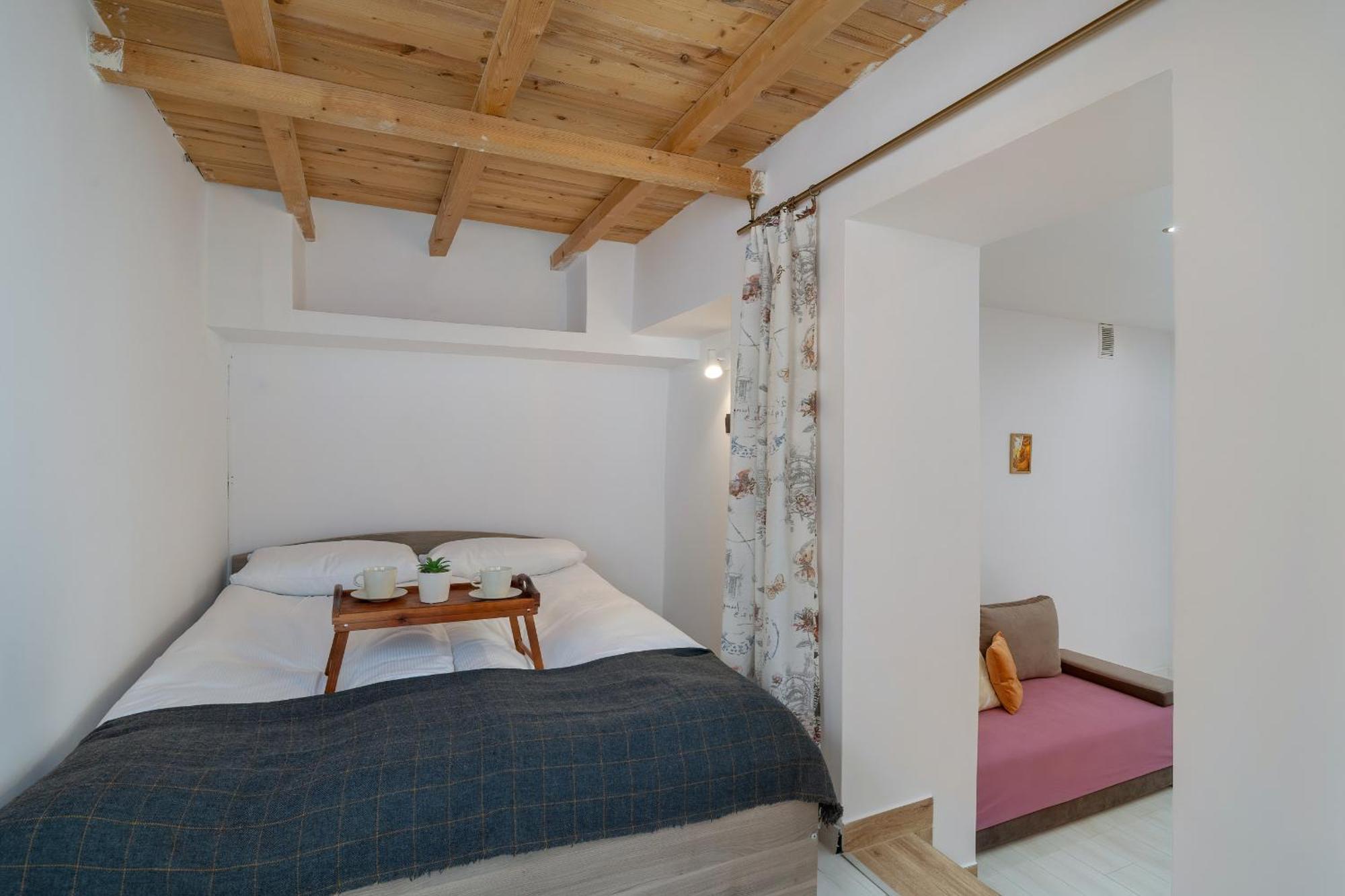 By Renters Cracovia